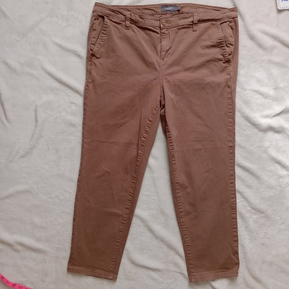 torrid Pants - Torrid Feel The Fit Tan Khaki Cropped Ankle Pants size 18
